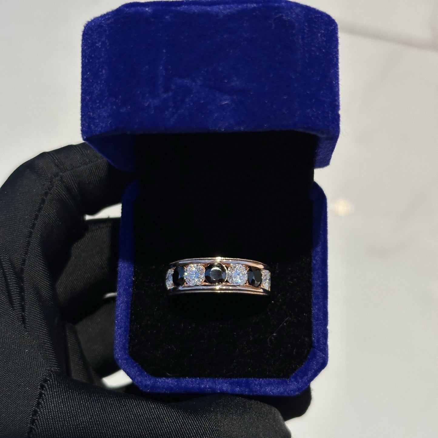 Alternating gemstone rings- Moissanite