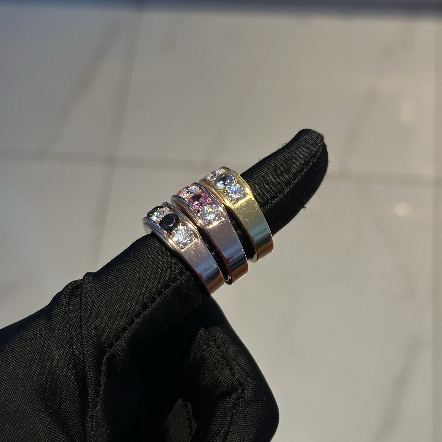 Alternating gemstone rings- Moissanite