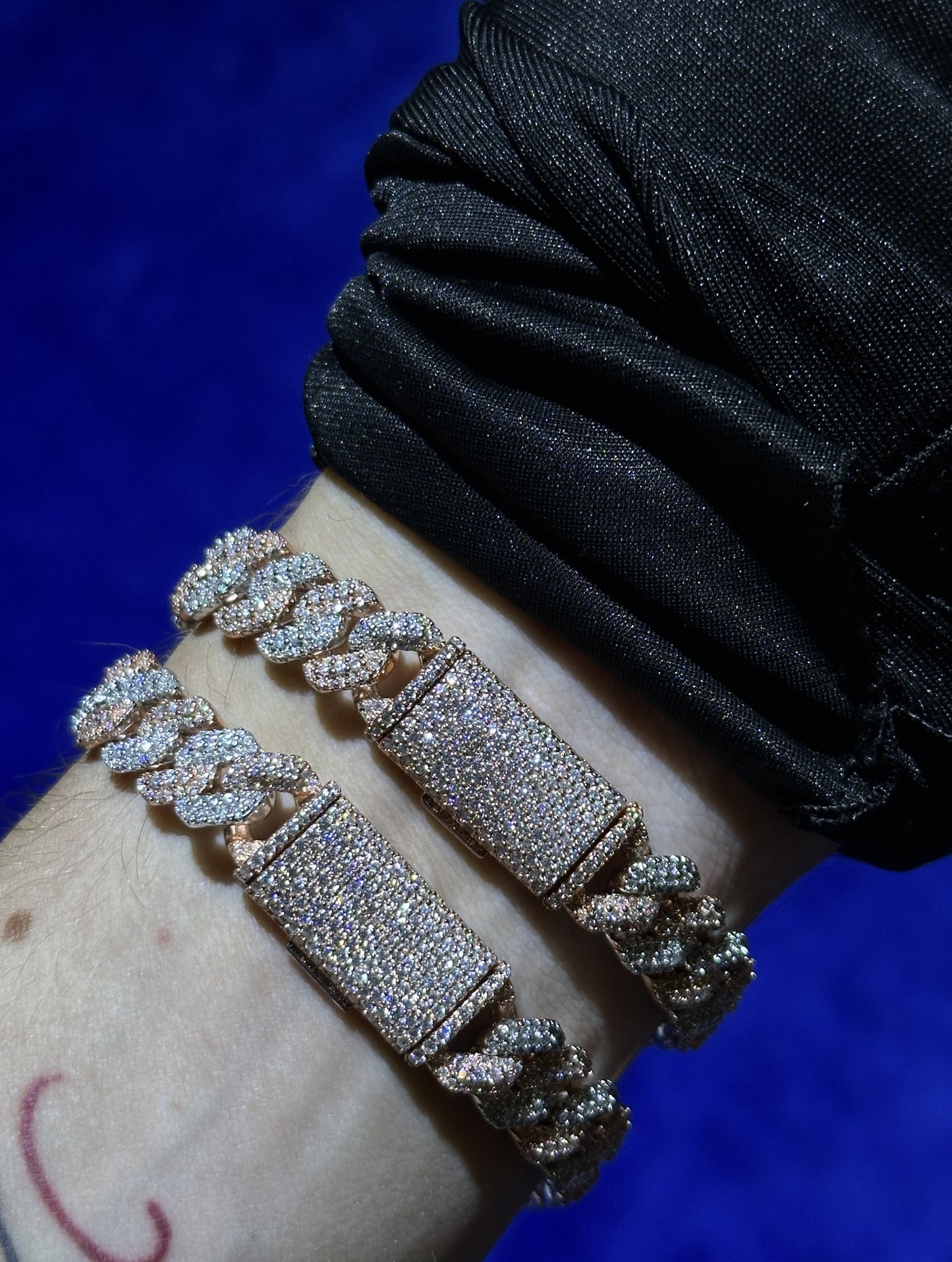 Cuban Bracelet Halo Setting 10mm- Moissanite