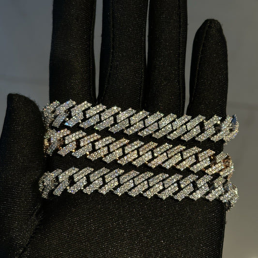 Prong set Cuban bracelet 12mm- Moissanite