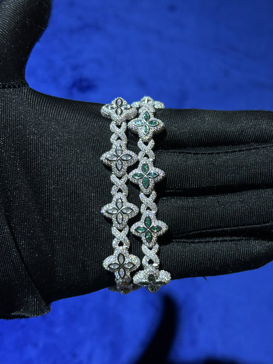 Infinity Clover Bracelet- Moissanite